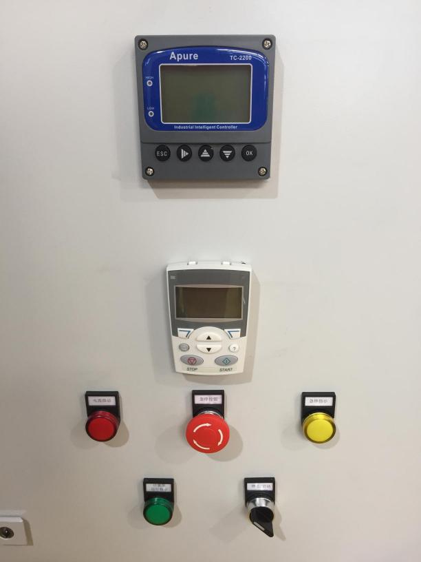 單桶單泵加藥設(shè)備