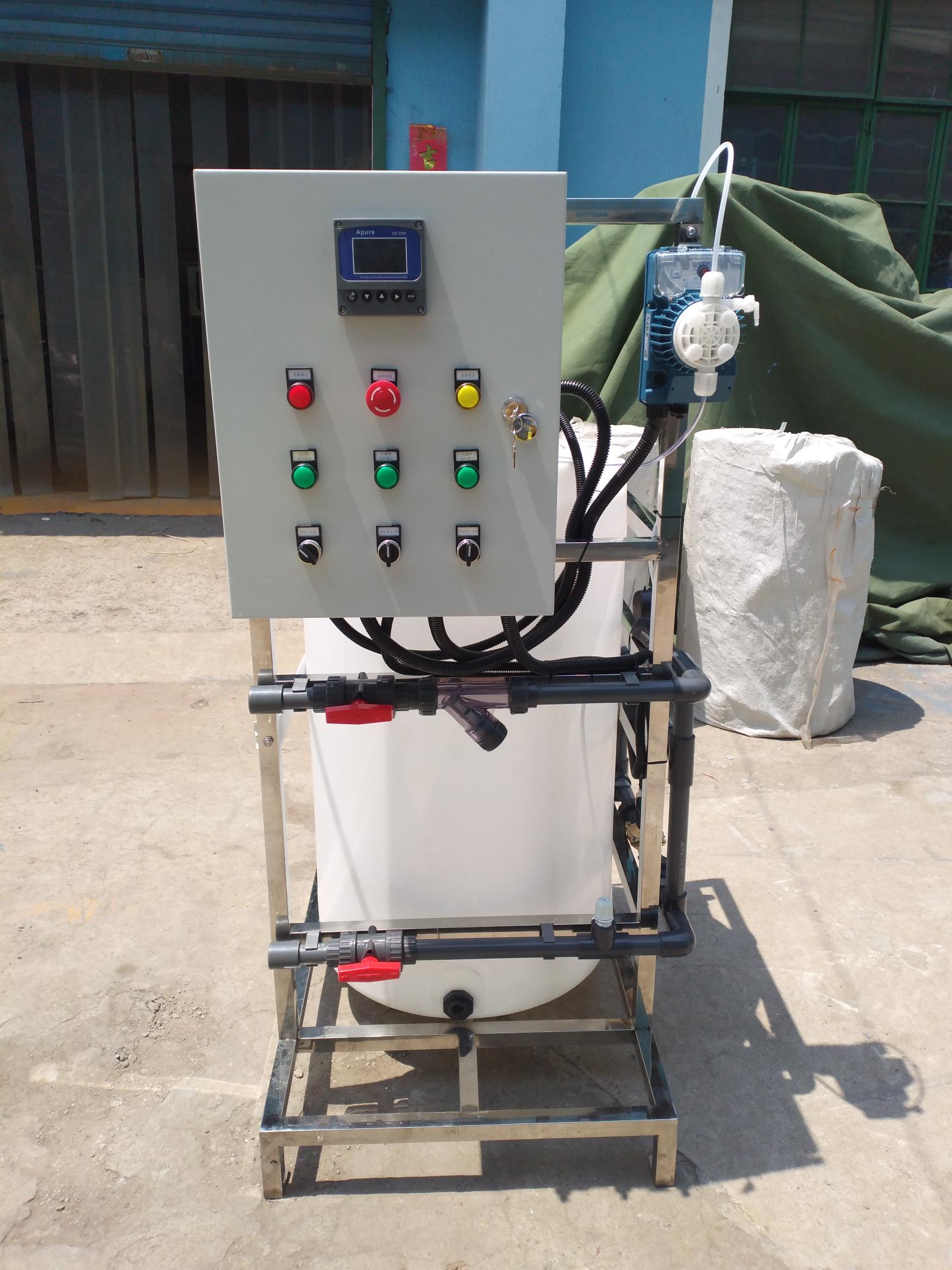 加藥裝置，污水處理裝置