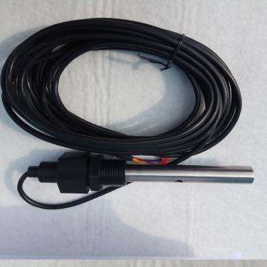 特點(diǎn)：316L不銹鋼，耐腐蝕、高溫、高壓型。  電極常數(shù)：10.0cm-1  性能：電極種類：兩電極式  電極材質(zhì)：316L不銹鋼  溫補(bǔ)元件：PT1000  機(jī)械連接：1/2