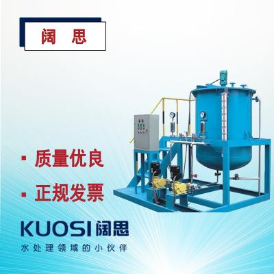 ，空調(diào)加藥裝置概述  空調(diào)加藥裝置是一種具有投藥、攪拌、液體輸送、自動(dòng)控制與一體的成套設(shè)備，它被廣泛應(yīng)用于電廠的原水、鍋爐給水、油田地面集輸脫水處理系統(tǒng)，造紙、化工、給排水各種加藥系統(tǒng)和廢水處理系統(tǒng)。如投加混凝劑、磷酸鹽、氨液、石灰水、緩蝕劑、阻垢劑、殺菌滅藻劑等。  ，空調(diào)加藥裝置工作原理  鍋爐加藥裝置主要由溶液箱、攪拌器、計(jì)量泵、液位計(jì)、電控柜、管路、閥門、安全閥、背壓閥、止回閥、脈動(dòng)阻尼器、壓力表、Y型過濾器等組成。  加藥裝置根據(jù)所需藥劑濃度，在攪拌箱內(nèi)配