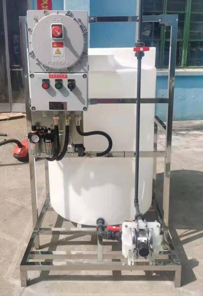 （加藥設(shè)備）非標定制 防爆箱配氣動泵單桶設(shè)備