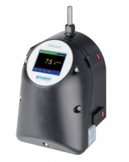 熒光檢測原理測量水樣中油質(zhì)吸收紫外光后以熒光之方式釋放出能量，檢知熒光強度做為測值指標。